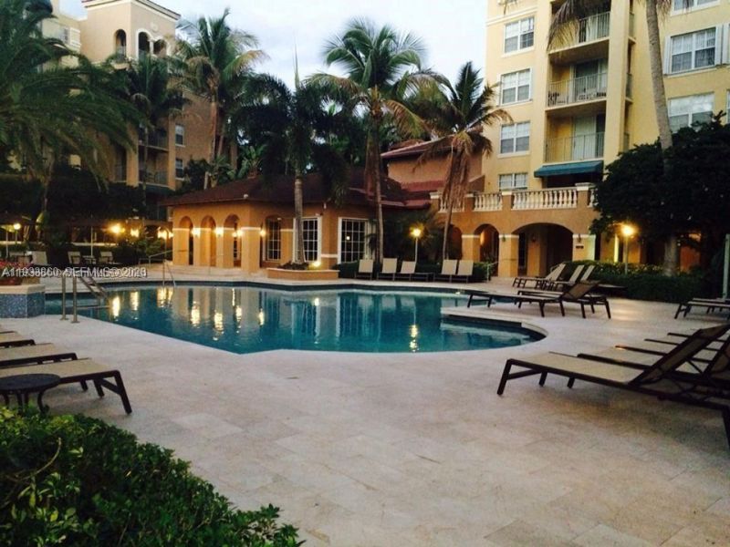 19901 E Country Club Dr, Unit 2403, Aventura, FL 33180 Photo