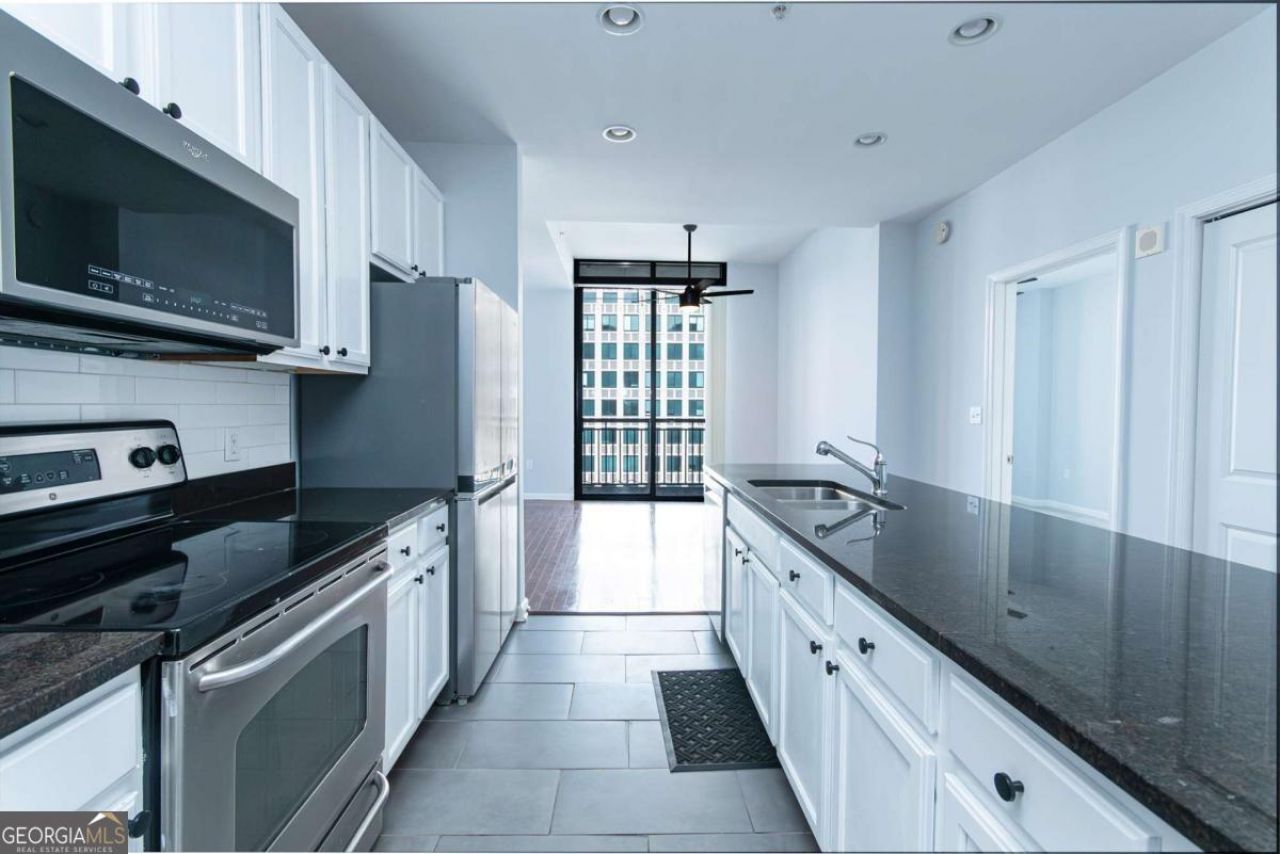 3040 Peachtree Road, Unit 1501, Atlanta, GA 30305 Main Photo