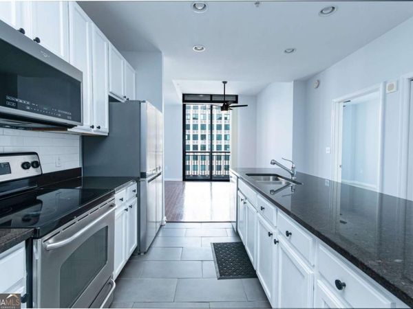 3040 Peachtree Road, Unit 1501, Atlanta, GA 30305