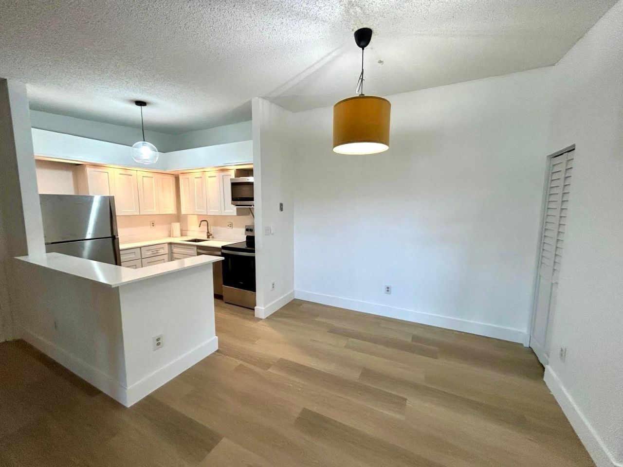 9624 S Belfort Circle, Unit 202, Tamarac, FL 33321 Photo