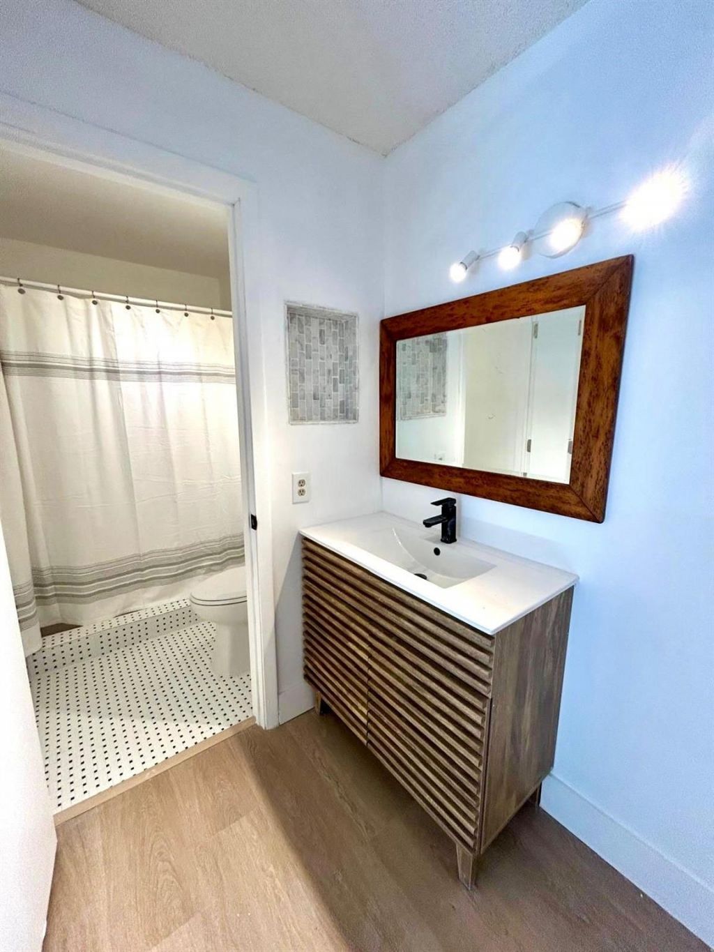 9624 S Belfort Circle, Unit 202, Tamarac, FL 33321 Photo