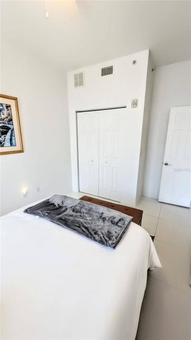 1064 N Tamiami Trail, Unit 1606, Sarasota, FL 34236 Photo