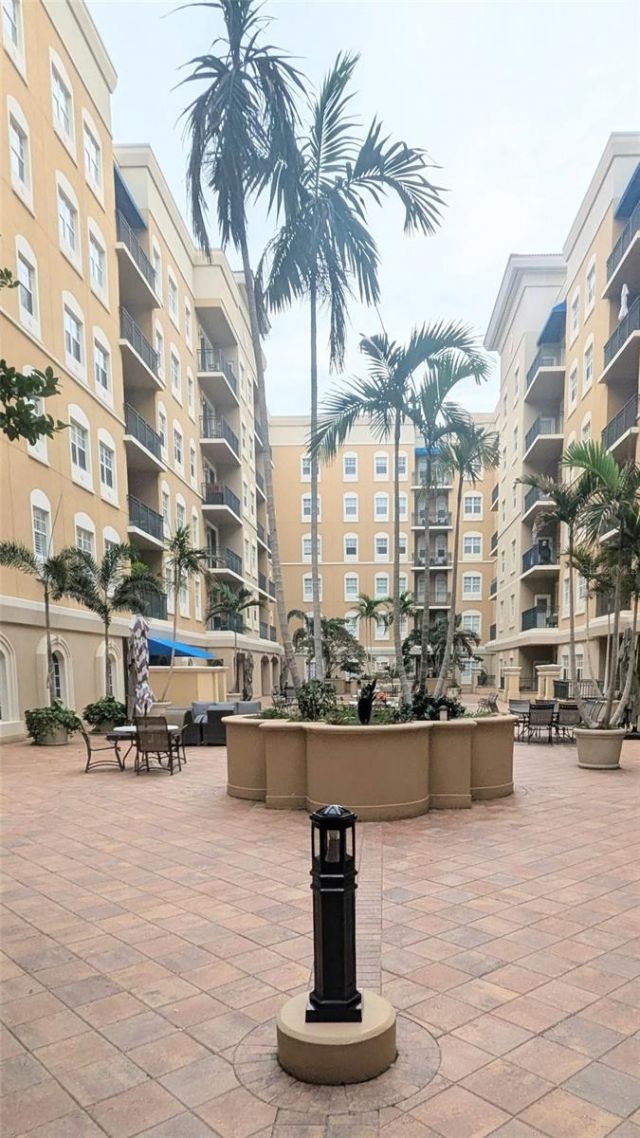 1064 N Tamiami Trail, Unit 1606, Sarasota, FL 34236 Photo