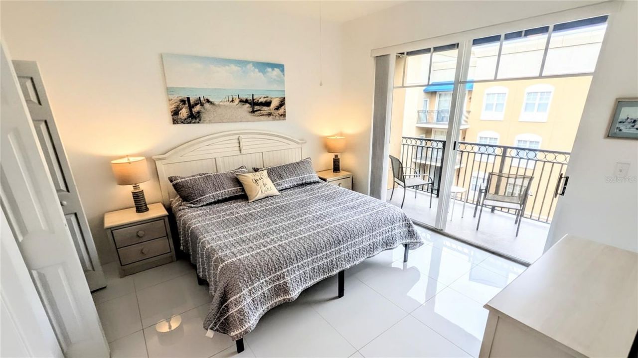 1064 N Tamiami Trail, Unit 1606, Sarasota, FL 34236 Photo