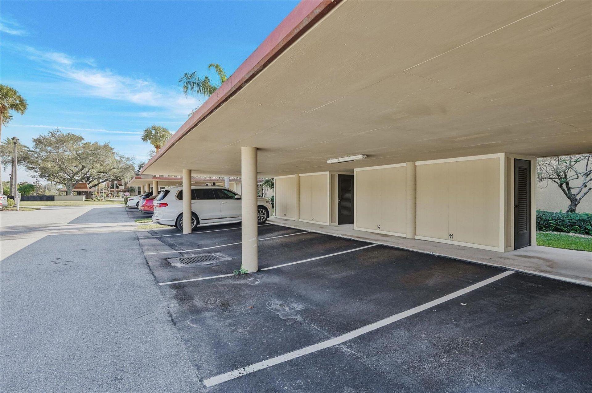 5344 Woodland Lakes Drive, Unit 122, Palm Beach Gardens, FL 33418 Photo