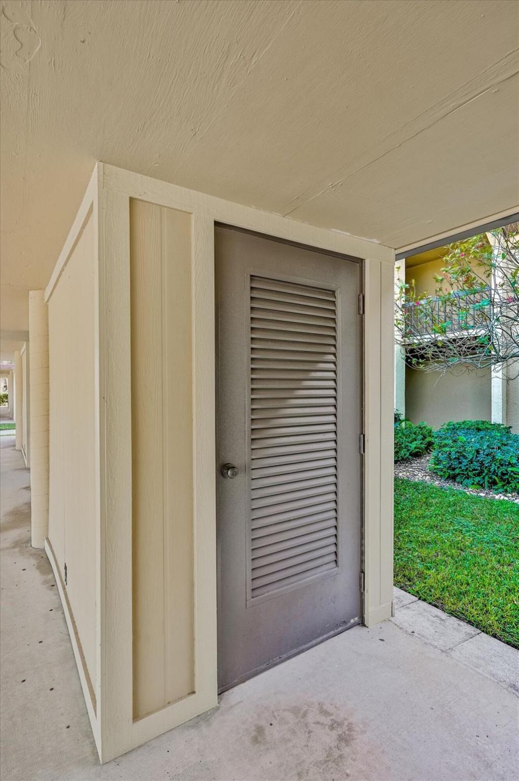 5344 Woodland Lakes Drive, Unit 122, Palm Beach Gardens, FL 33418 Photo