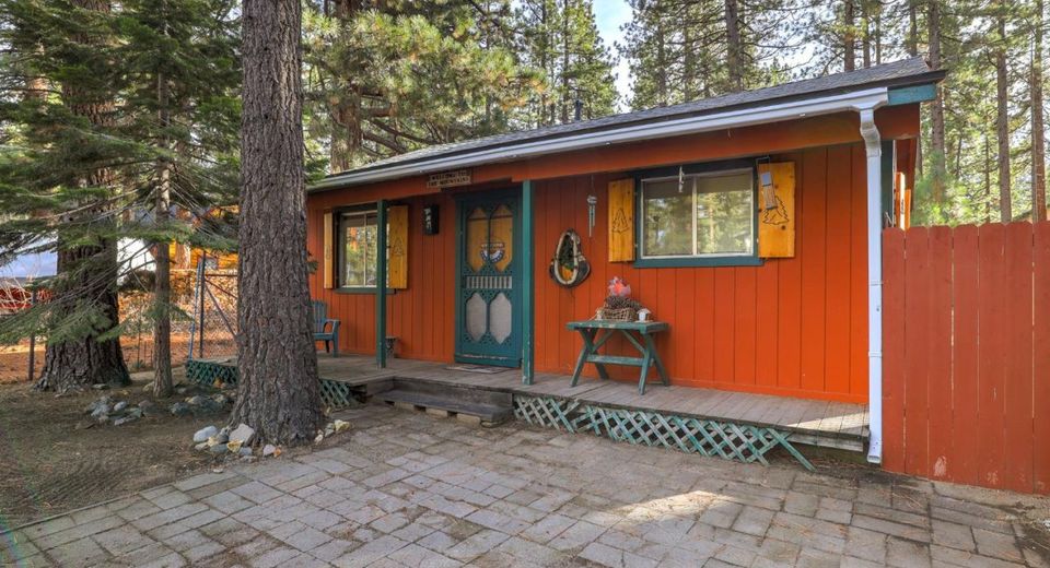 738 San Francisco Avenue, South Lake Tahoe, CA 96150 Photo