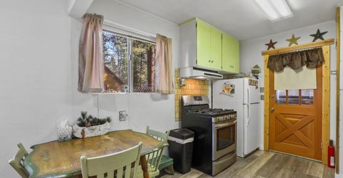 738 San Francisco Avenue, South Lake Tahoe, CA 96150 Photo