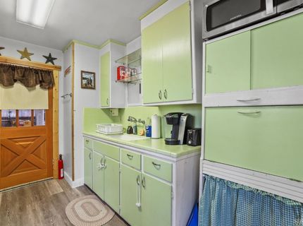738 San Francisco Avenue, South Lake Tahoe, CA 96150 Photo