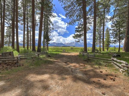738 San Francisco Avenue, South Lake Tahoe, CA 96150 Photo