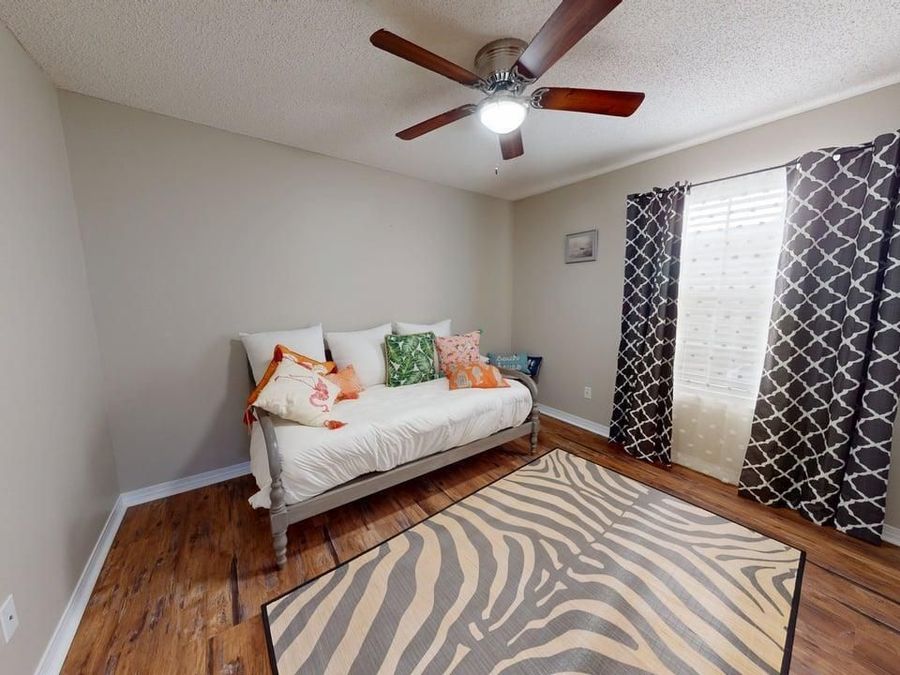 Property Image 44