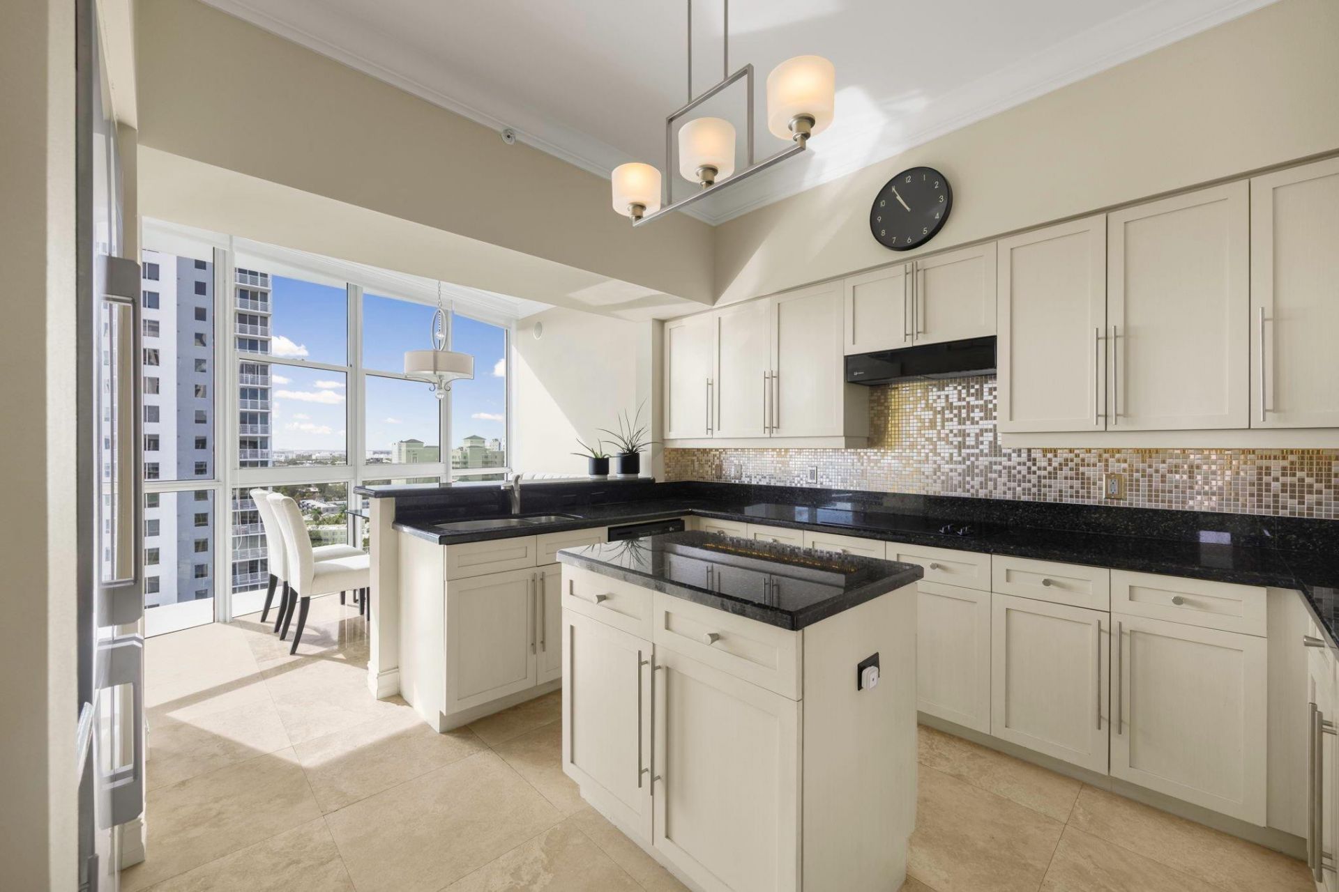 111 SE 8th Avenue, Unit PH-1701, Fort Lauderdale, FL 33301 Photo