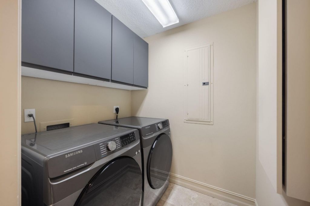 111 SE 8th Avenue, Unit PH-1701, Fort Lauderdale, FL 33301 Photo