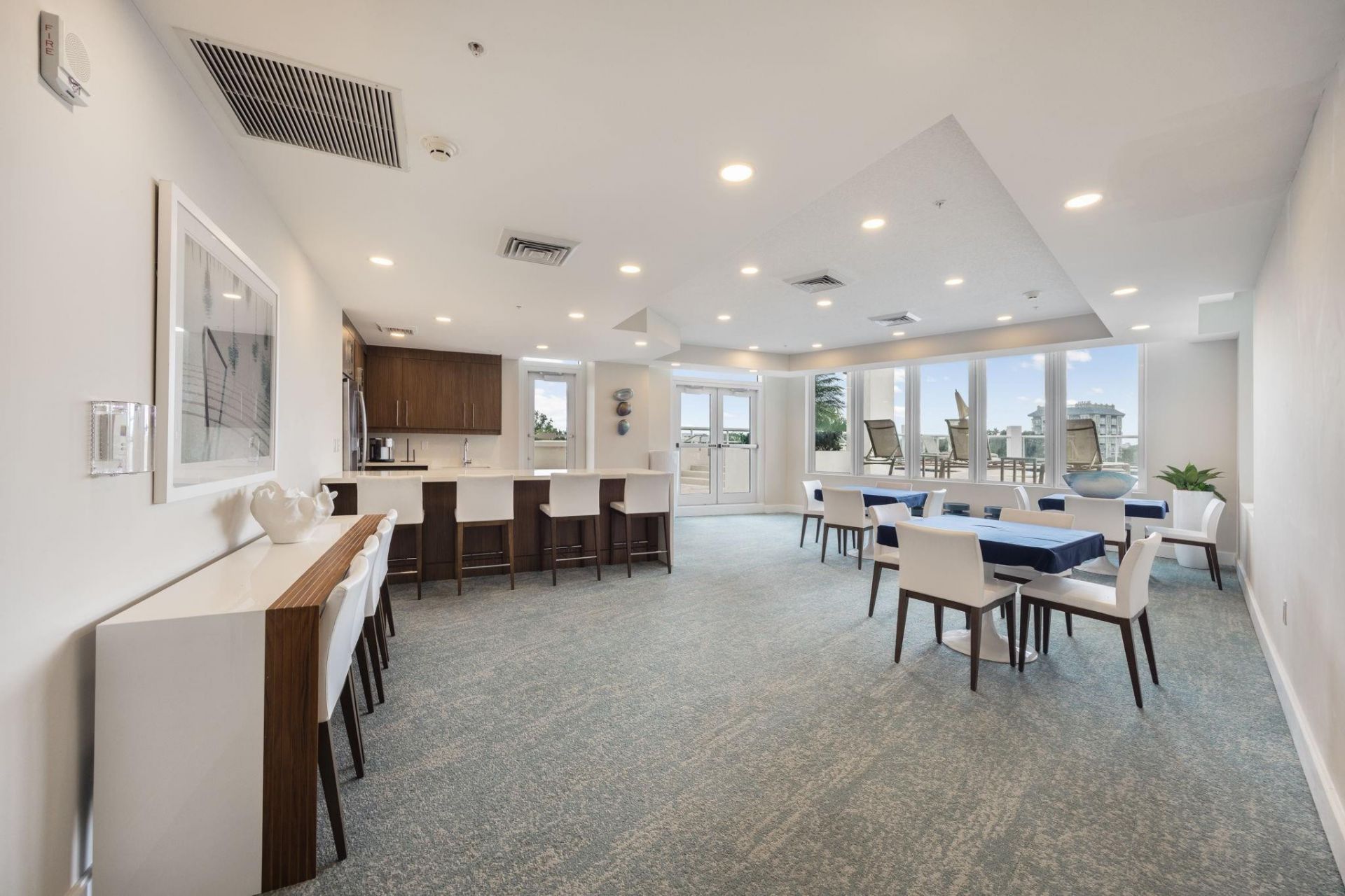 111 SE 8th Avenue, Unit PH-1701, Fort Lauderdale, FL 33301 Photo