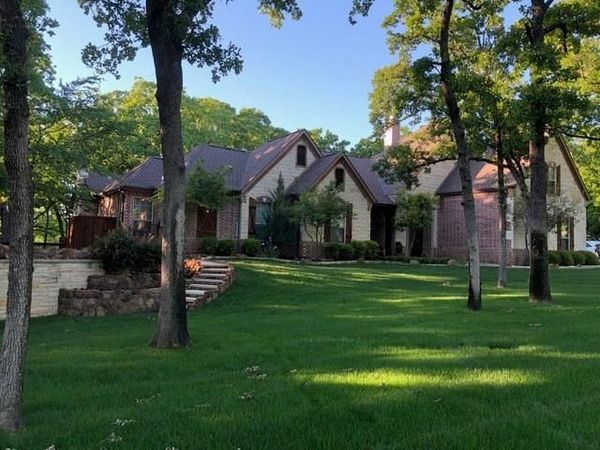 4770 Hidden Oaks Circle, Aubrey, TX 76227