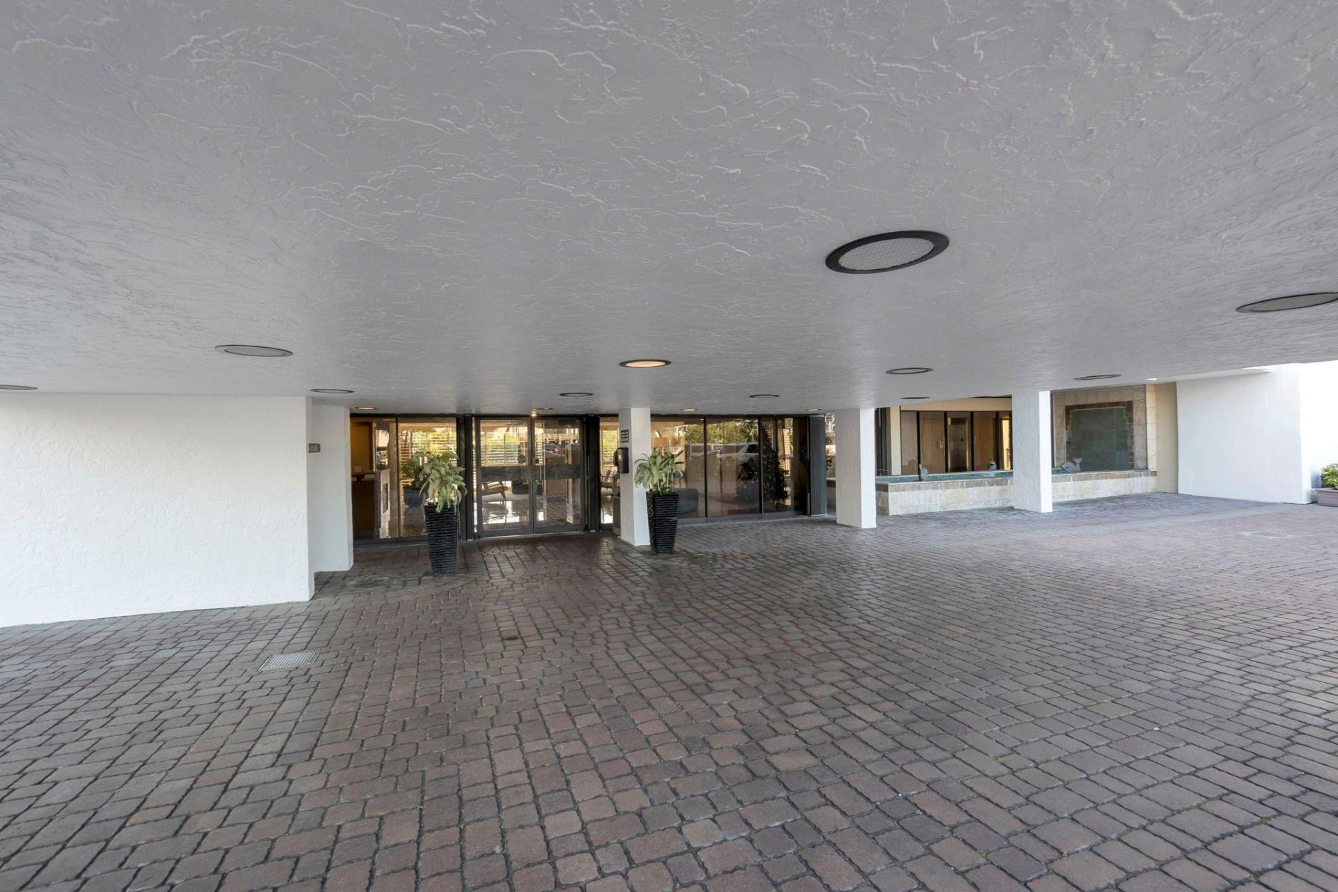 936 Intracoastal Drive, Unit 21D, Fort Lauderdale, FL 33304 Photo