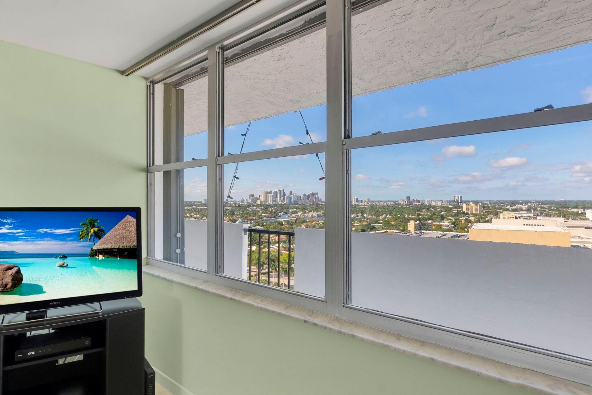 936 Intracoastal Drive, Unit 21D, Fort Lauderdale, FL 33304 Photo