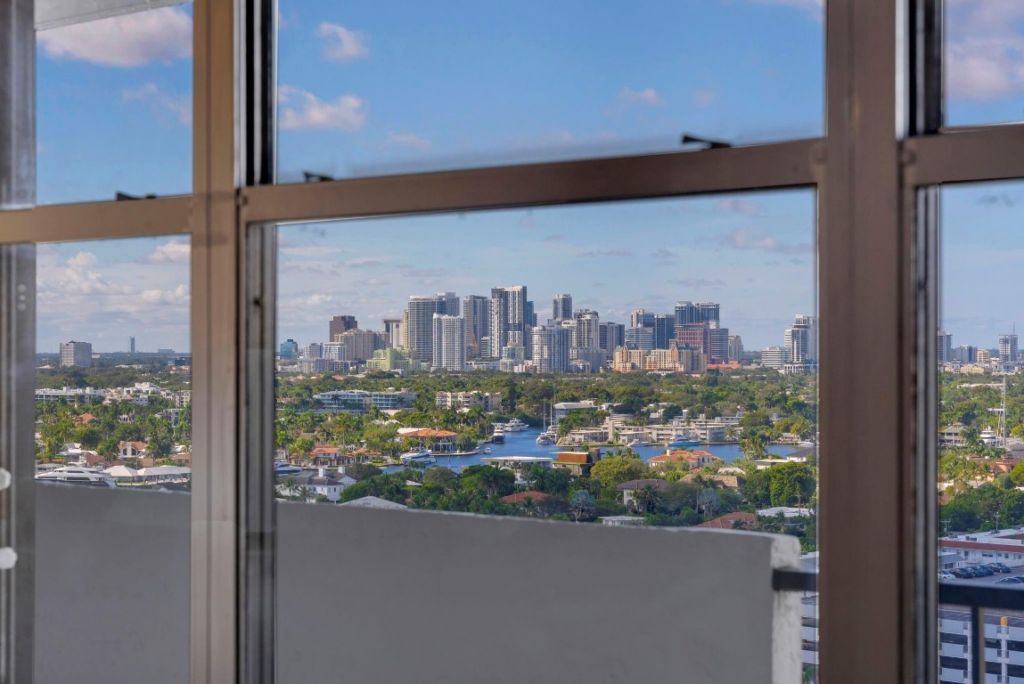 936 Intracoastal Drive, Unit 21D, Fort Lauderdale, FL 33304 Photo