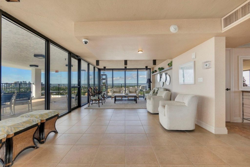 936 Intracoastal Drive, Unit 21D, Fort Lauderdale, FL 33304 Photo