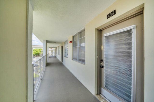 2998 NW 48th Terrace, Unit 434, Lauderdale Lakes, FL 33313 Photo
