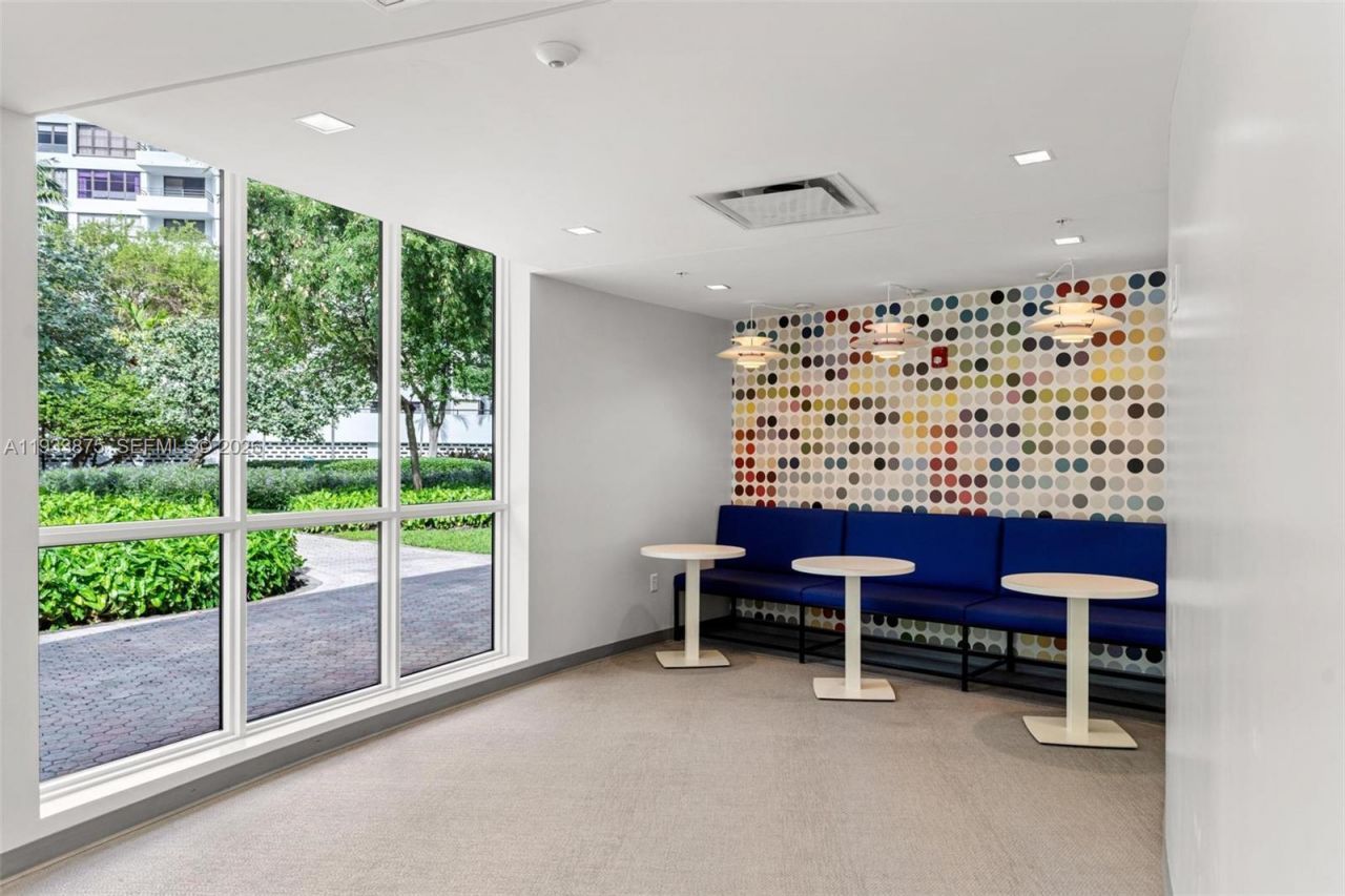 500 Three Islands Blvd, Unit 1112, Hallandale Beach, FL 33009 Photo