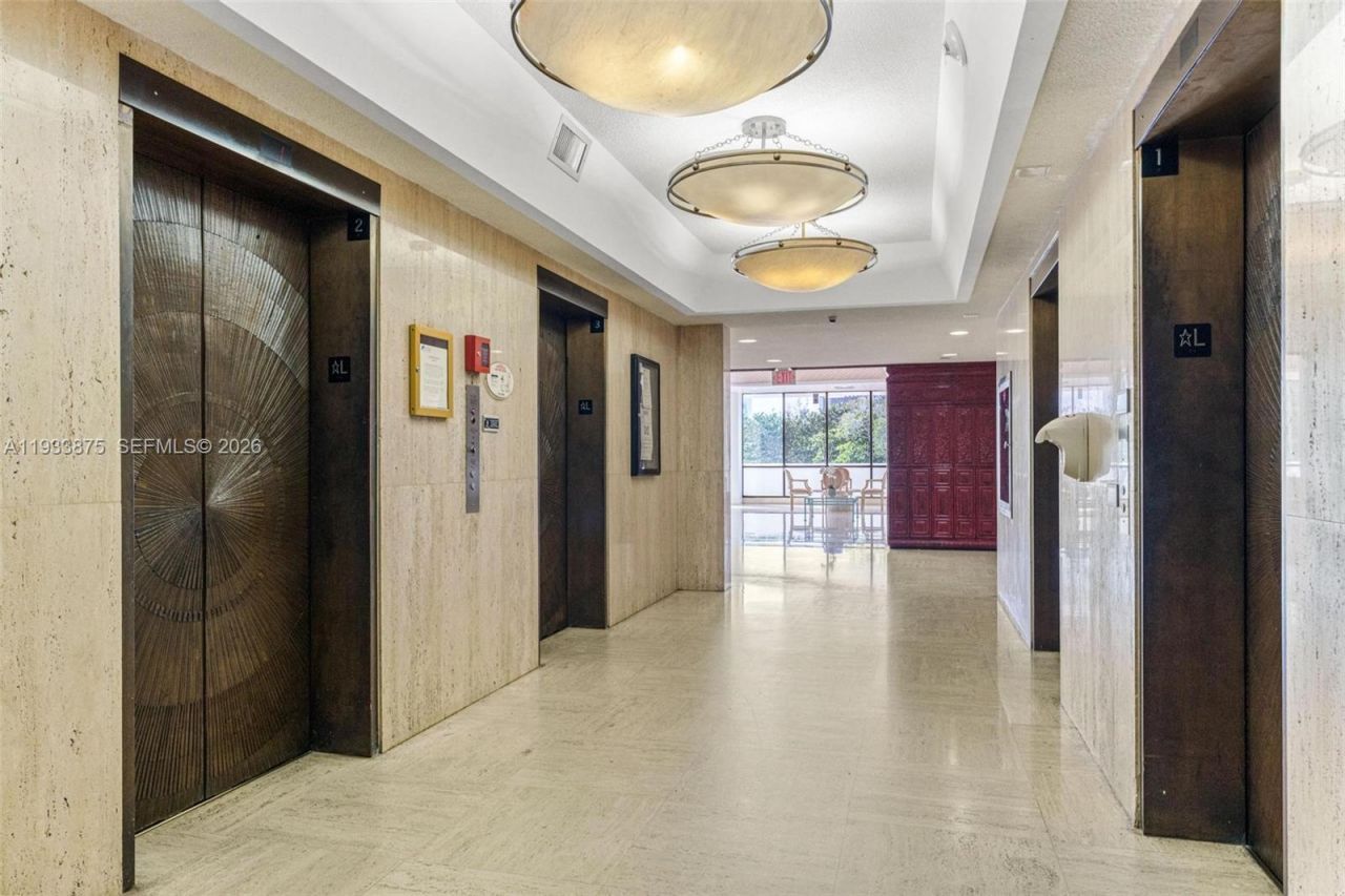 500 Three Islands Blvd, Unit 1112, Hallandale Beach, FL 33009 Photo