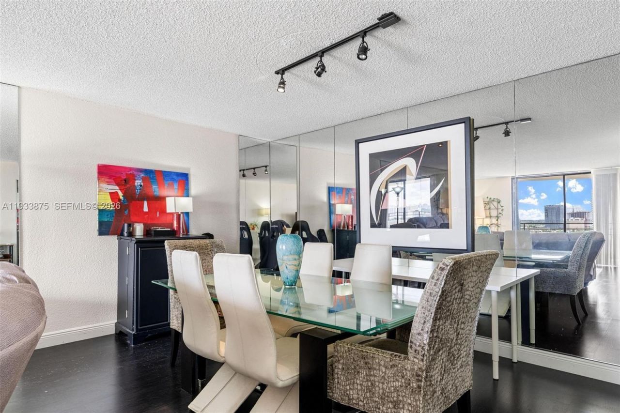 500 Three Islands Blvd, Unit 1112, Hallandale Beach, FL 33009 Photo