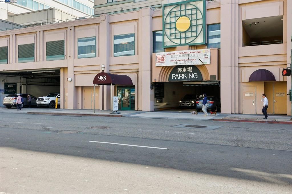 988 Franklin, Unit 609, Oakland, CA 94607 Main Photo