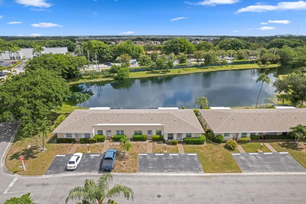 8757 Bella Vista Drive, Unit 34, Boca Raton, FL 33433 Photo