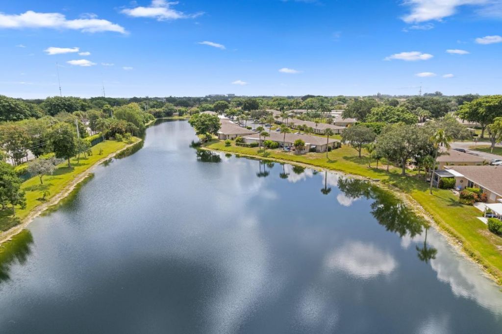 8757 Bella Vista Drive, Unit 34, Boca Raton, FL 33433 Photo