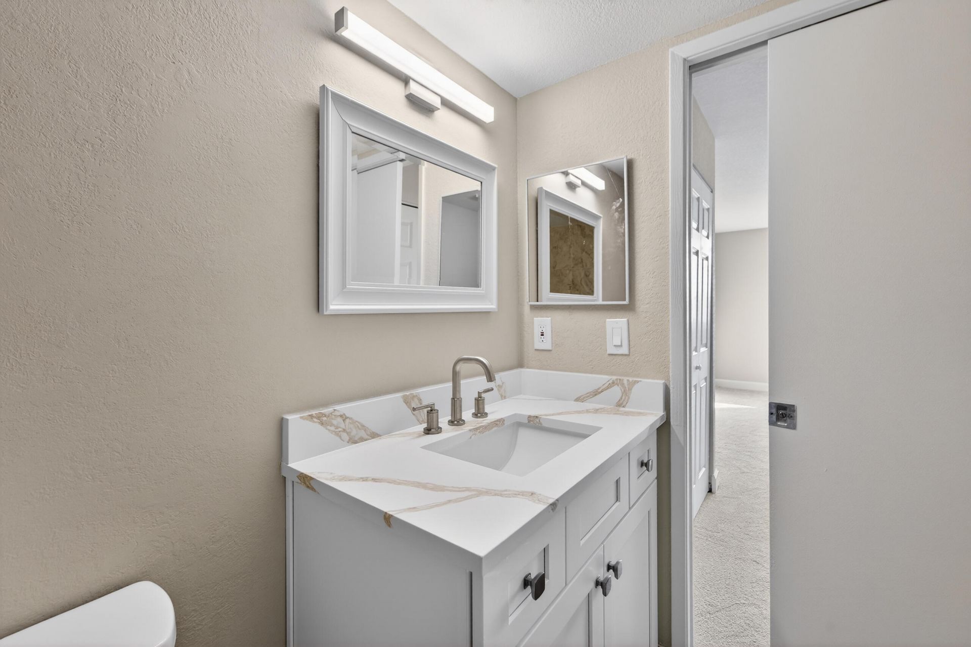 167 Yacht Club Way, Unit 104, Hypoluxo, FL 33462 Photo