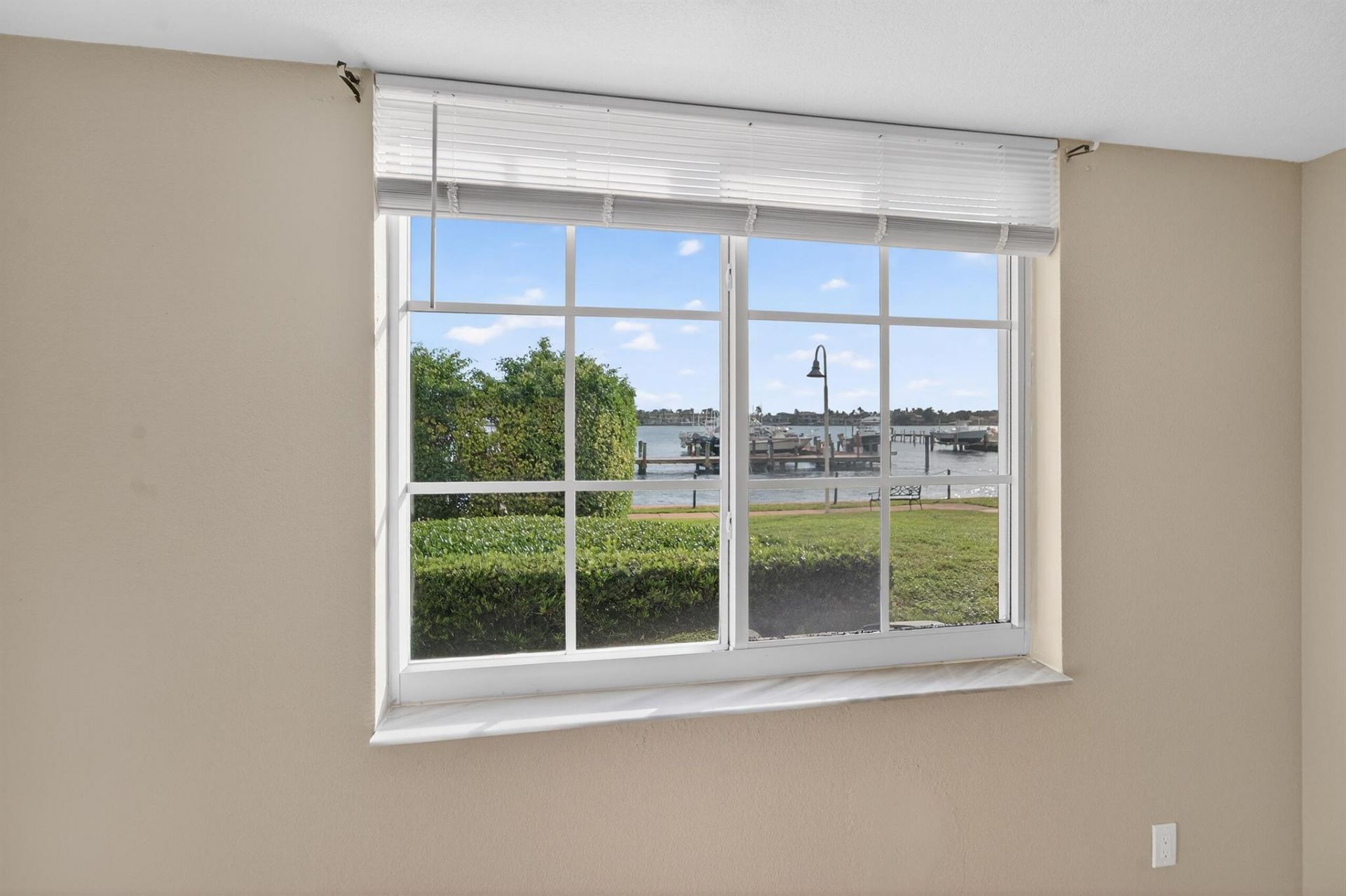 167 Yacht Club Way, Unit 104, Hypoluxo, FL 33462 Photo