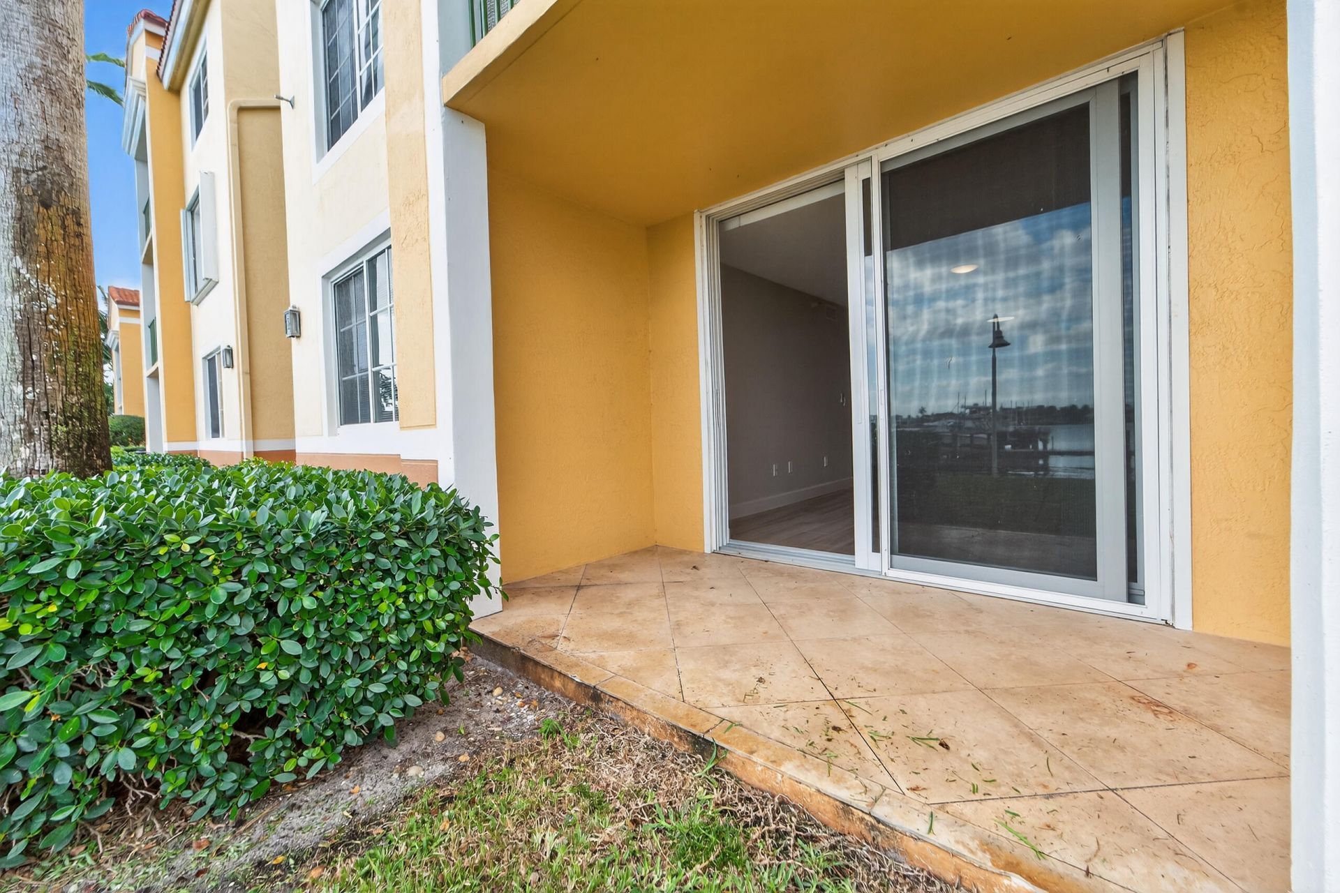 167 Yacht Club Way, Unit 104, Hypoluxo, FL 33462 Photo