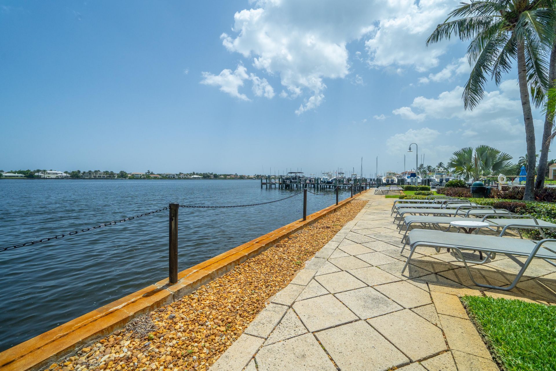 167 Yacht Club Way, Unit 104, Hypoluxo, FL 33462 Photo