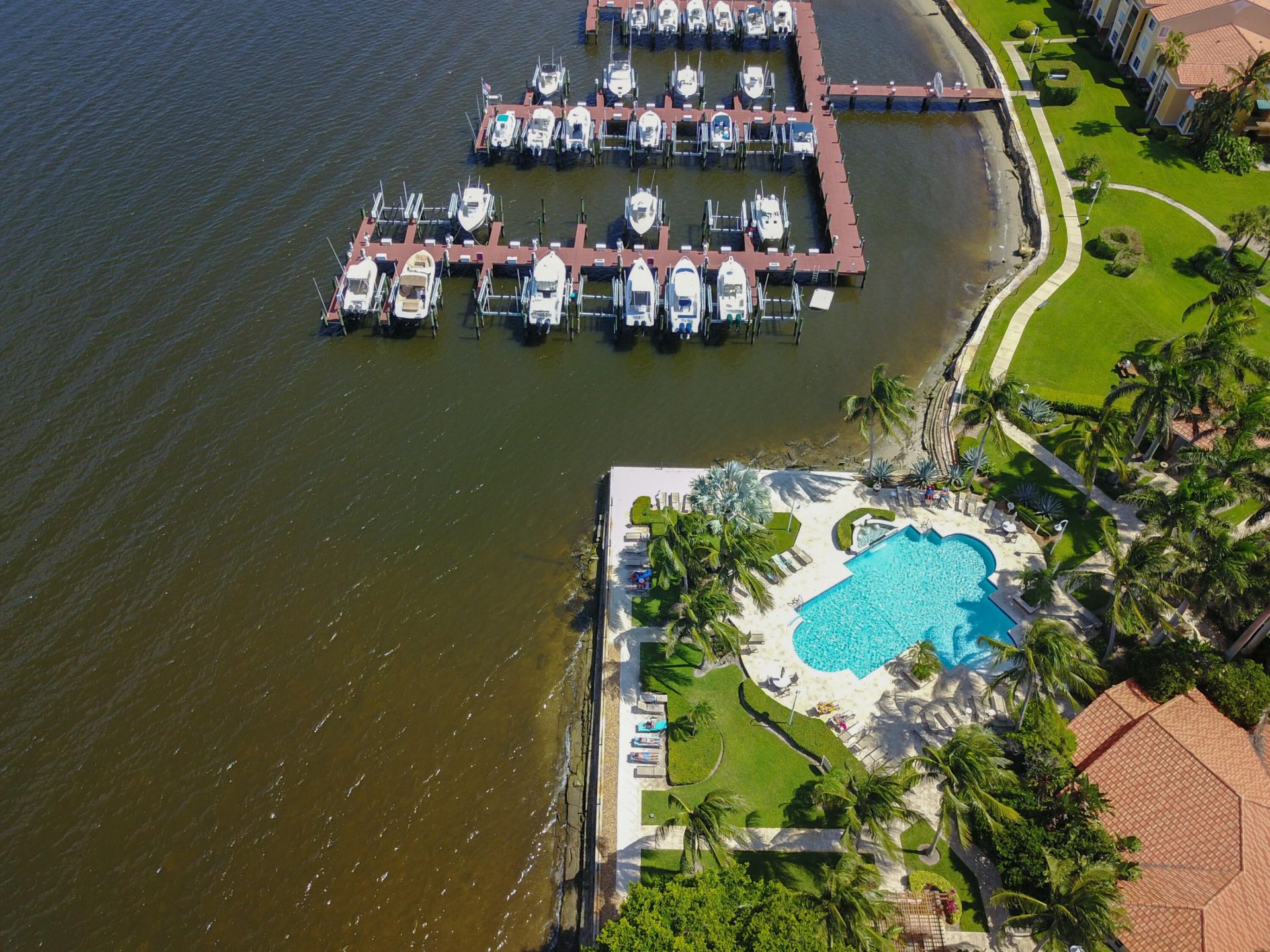 167 Yacht Club Way, Unit 104, Hypoluxo, FL 33462 Photo