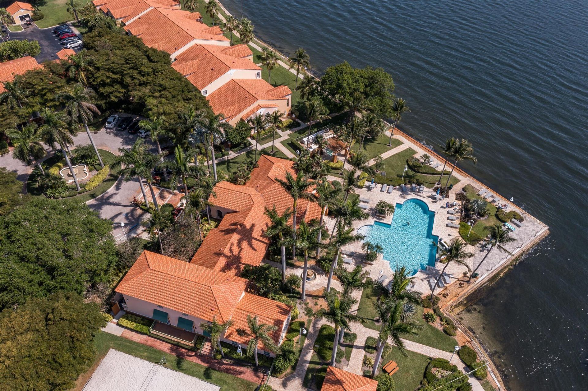 167 Yacht Club Way, Unit 104, Hypoluxo, FL 33462 Photo