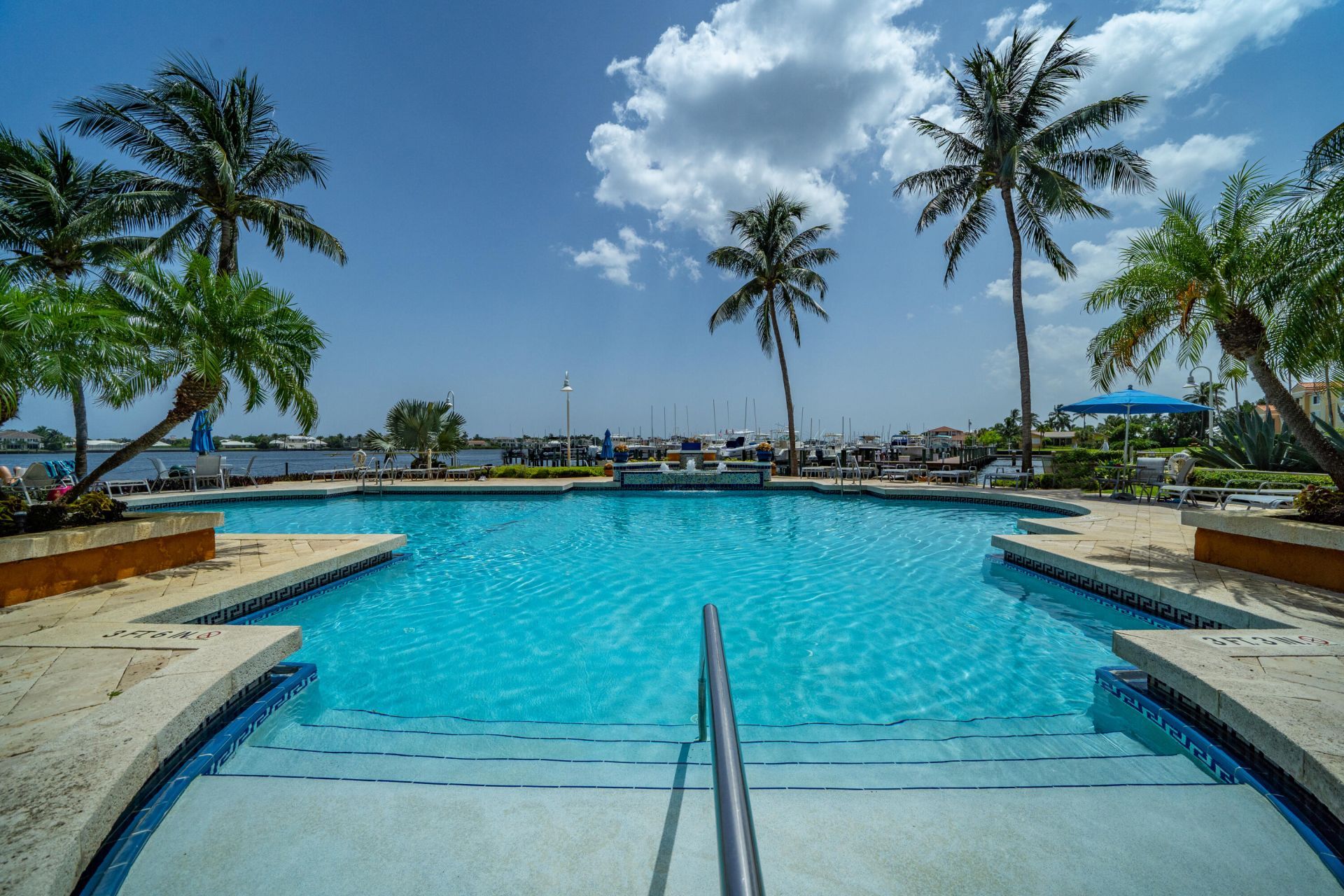 167 Yacht Club Way, Unit 104, Hypoluxo, FL 33462 Photo