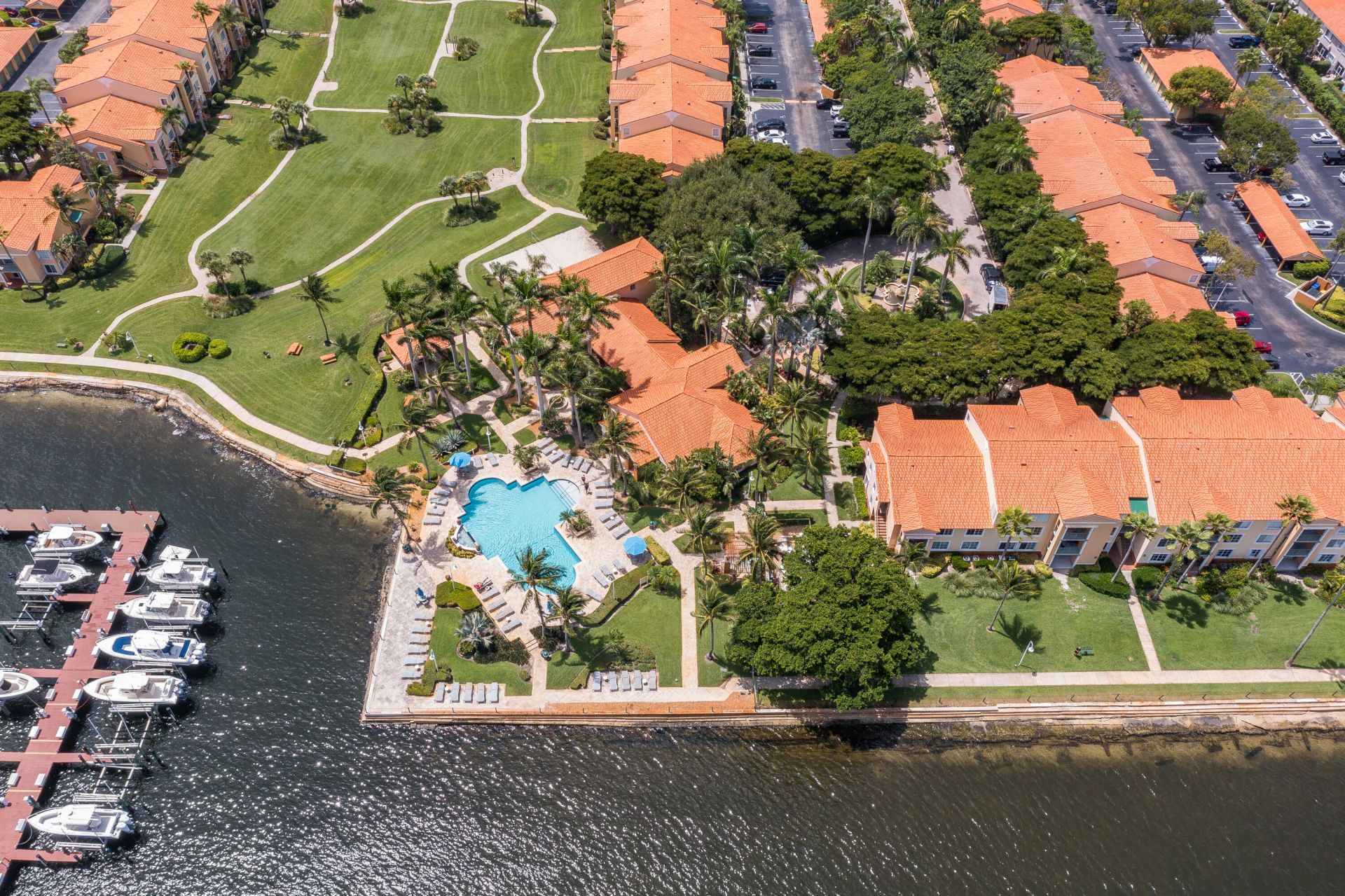167 Yacht Club Way, Unit 104, Hypoluxo, FL 33462 Photo