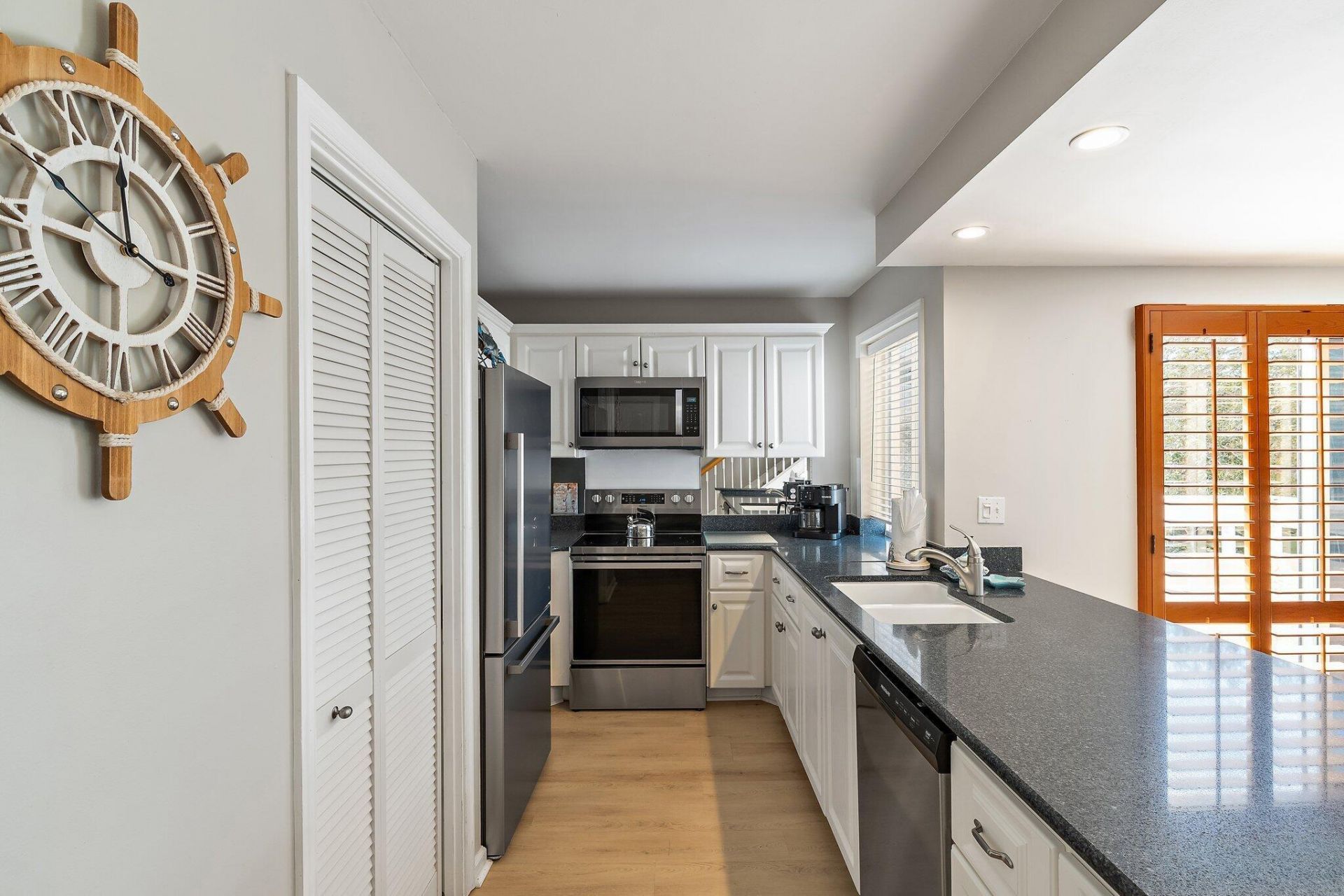 353 S Us Highway 1, Unit C301, Jupiter, FL 33477 Photo