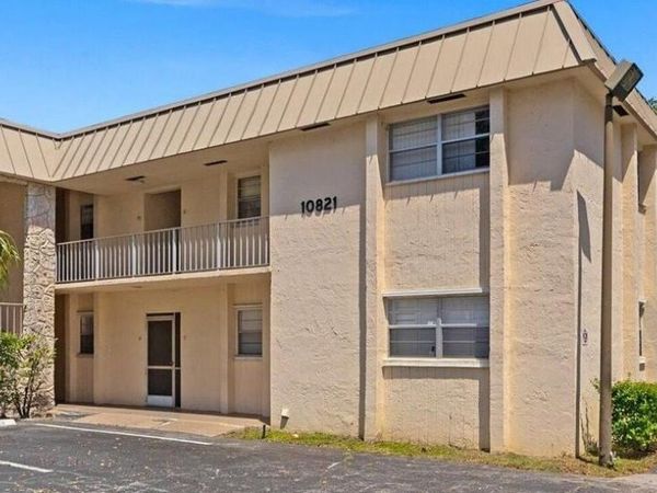 10821 N Military Trail, Unit 19, Palm Beach Gardens, FL 33410