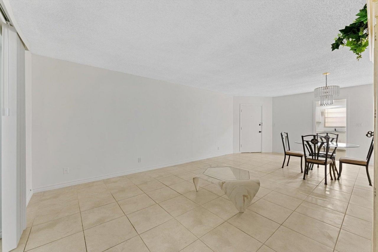 10821 N Military Trail, Unit 19, Palm Beach Gardens, FL 33410 Photo