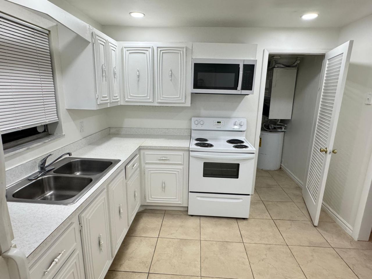 10821 N Military Trail, Unit 19, Palm Beach Gardens, FL 33410 Photo