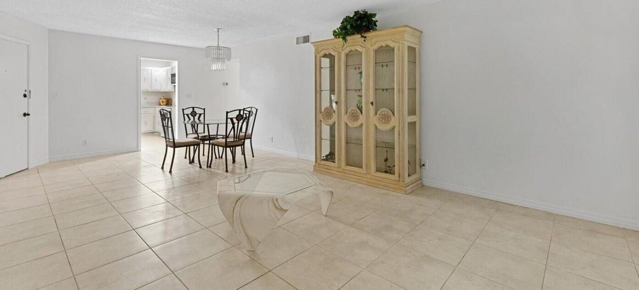 10821 N Military Trail, Unit 19, Palm Beach Gardens, FL 33410 Photo