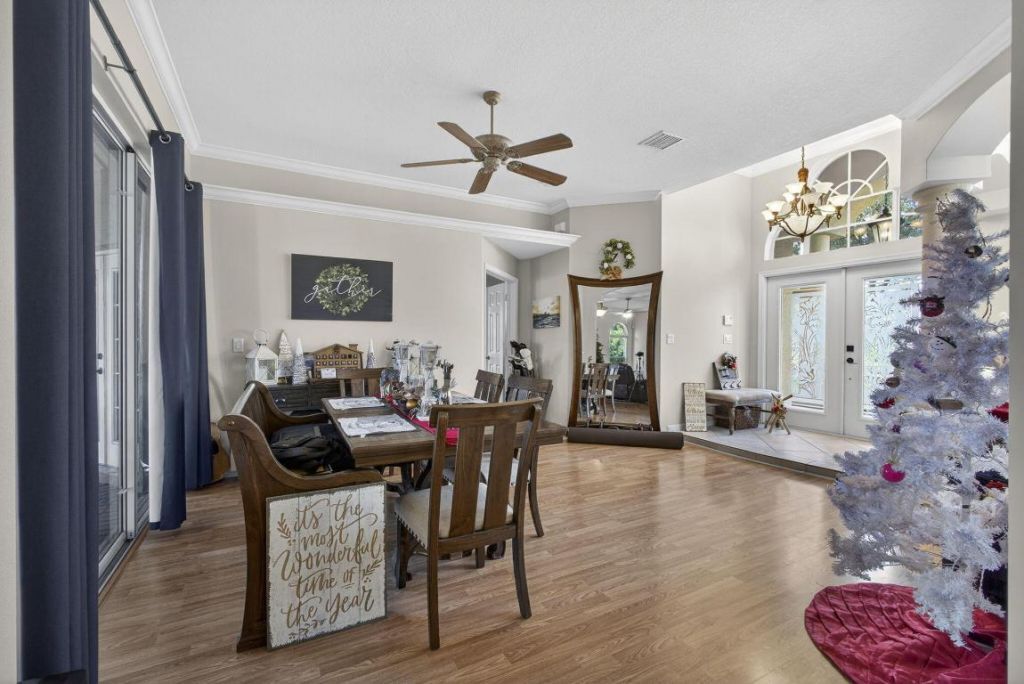 146 Fernwood Crescent, Royal Palm Beach, FL 33411 Photo