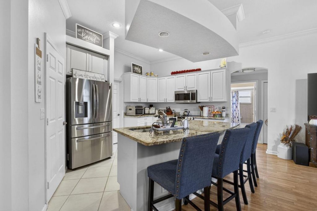 146 Fernwood Crescent, Royal Palm Beach, FL 33411 Photo