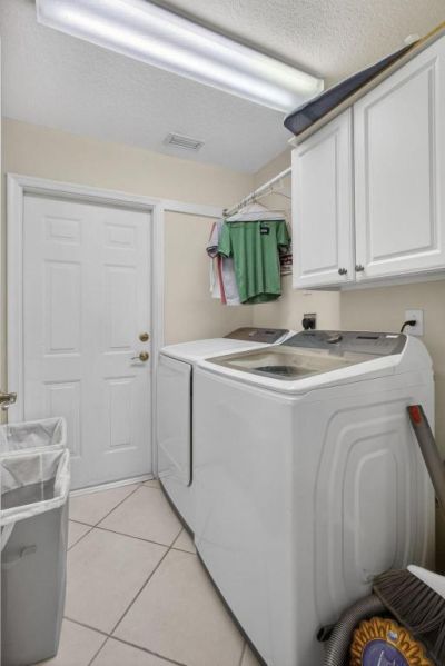 146 Fernwood Crescent, Royal Palm Beach, FL 33411 Photo