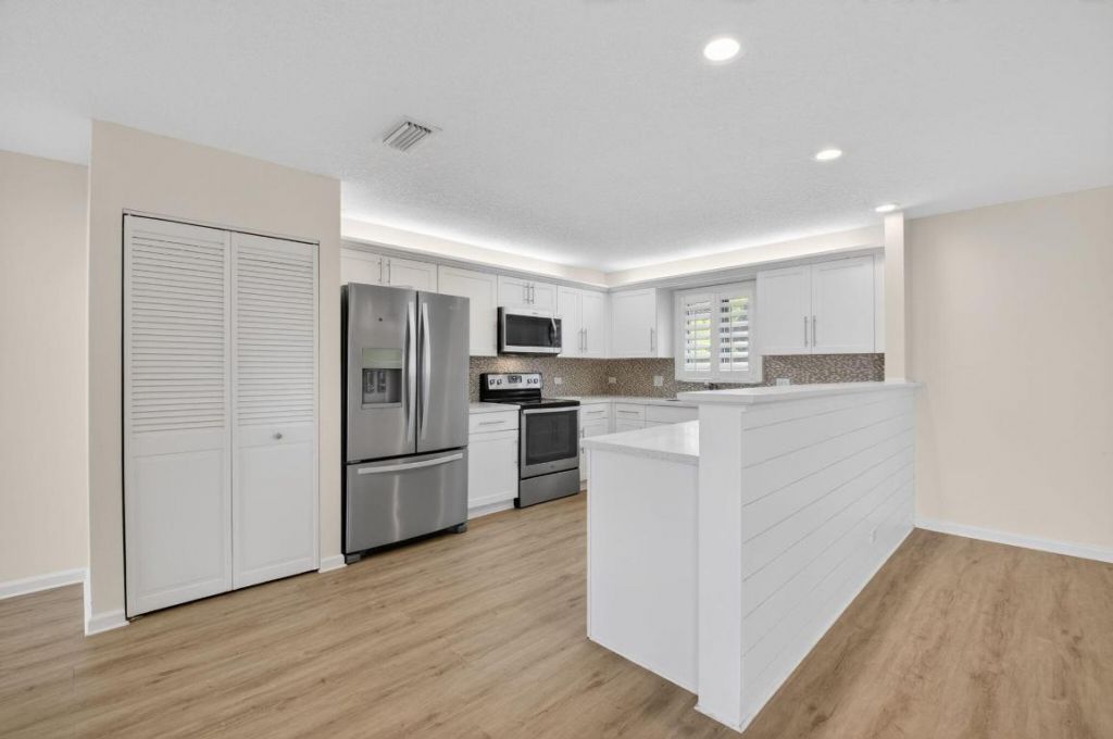 4517 NW 5th Avenue, Boca Raton, FL 33431 Photo