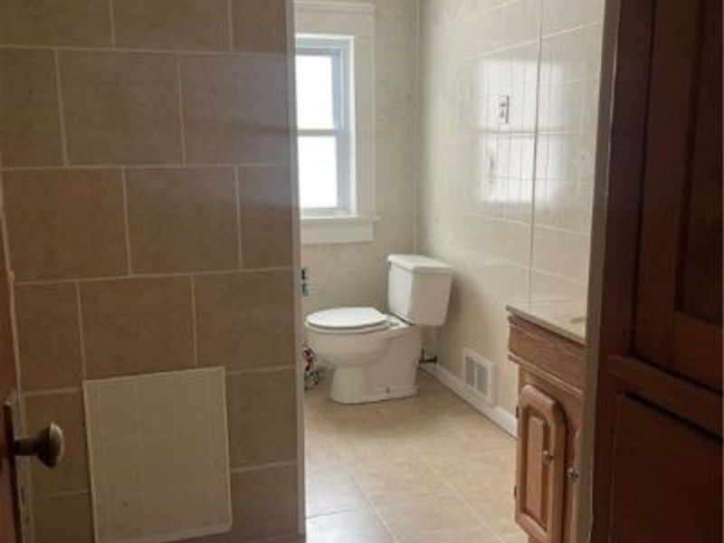 745 Maple Avenue, Conneaut, OH 44030 Photo 17