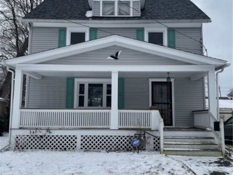 745 Maple Avenue, Conneaut, OH 44030 Photo 3