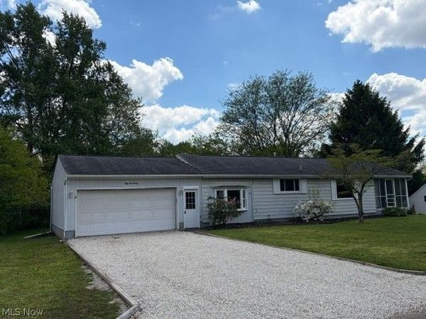 5930 Walbrook Street NW, Canton, OH 44718